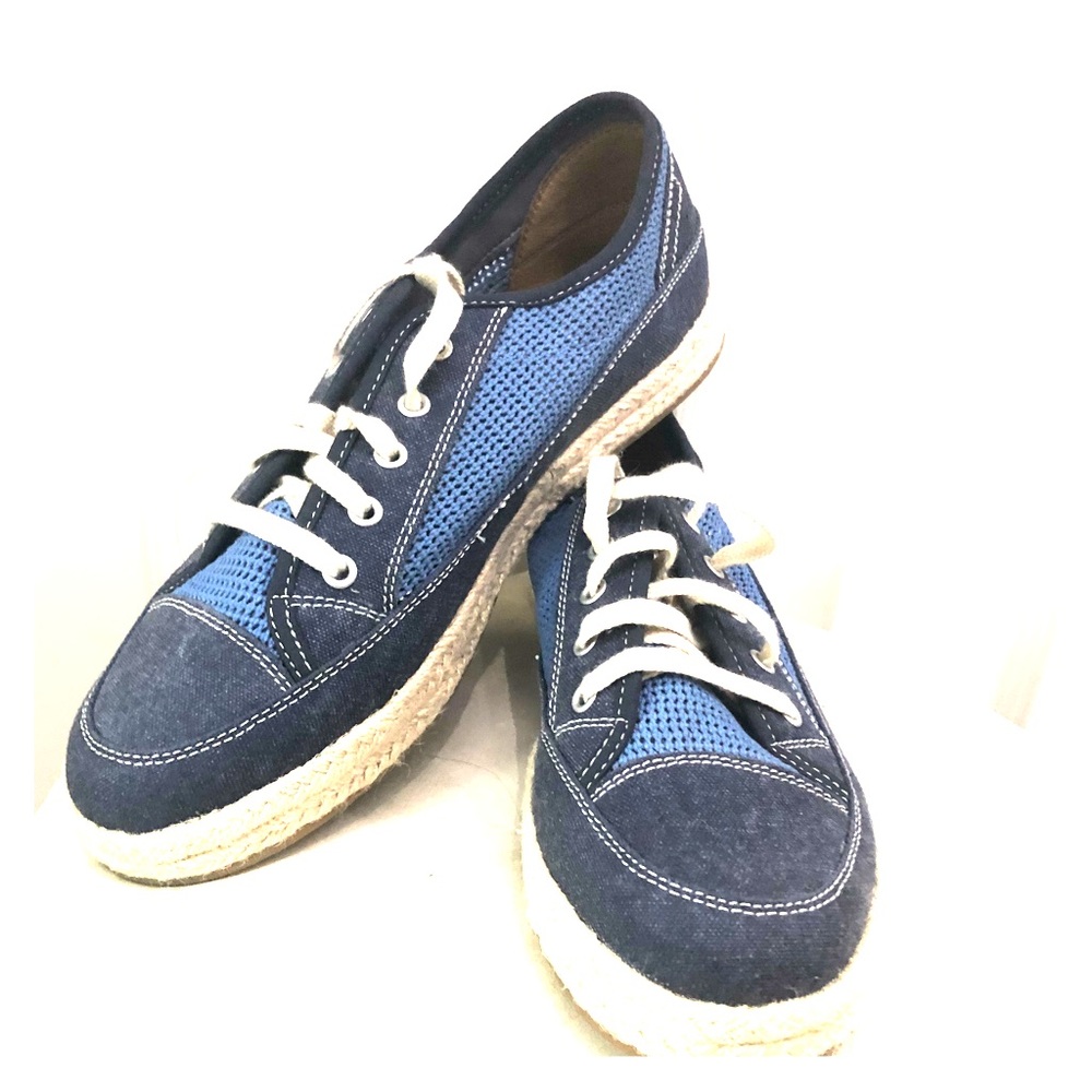 Clarks Navy sneakers. NWT